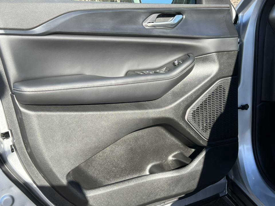 new 2026 Jeep Grand Cherokee car, priced at $42,132