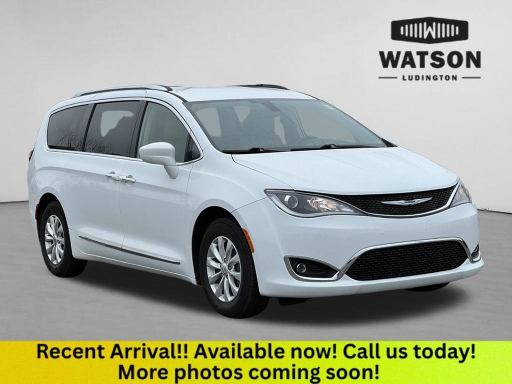 used 2019 Chrysler Pacifica car, priced at $18,490
