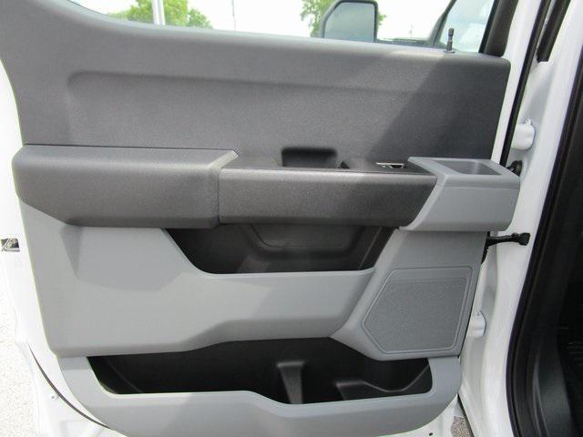 new 2025 Ford F-250 car, priced at $61,803