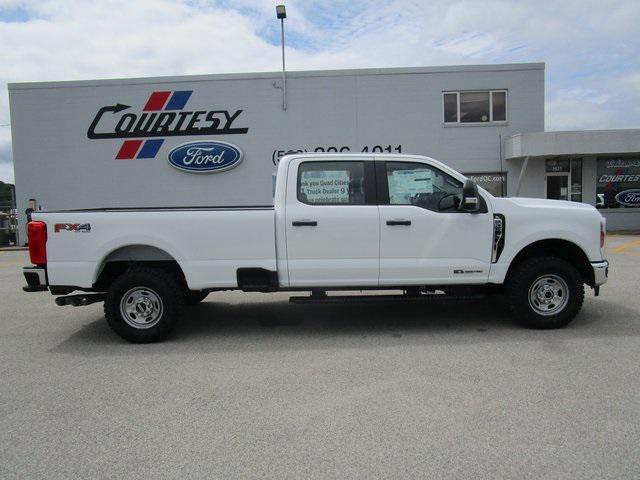 new 2025 Ford F-250 car, priced at $62,872