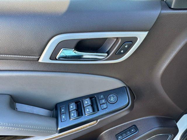 used 2019 GMC Yukon XL car, priced at $32,385