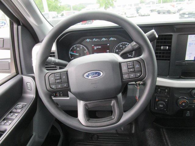 new 2025 Ford F-250 car, priced at $61,816