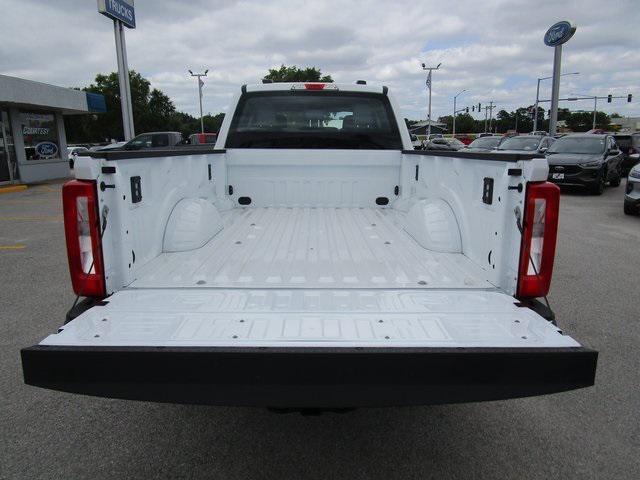 new 2025 Ford F-250 car, priced at $61,816