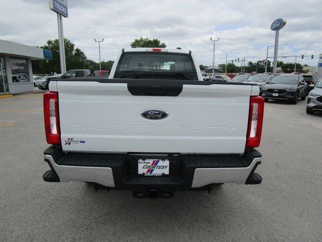 new 2025 Ford F-250 car, priced at $61,816
