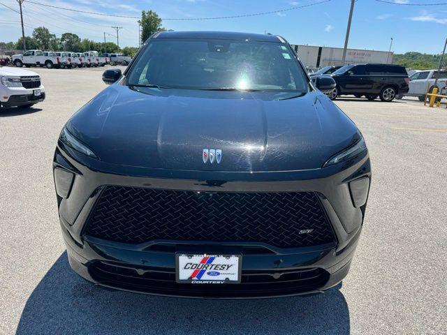used 2025 Buick Enclave car, priced at $41,398