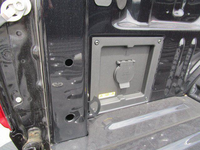 new 2025 Ford F-150 car, priced at $44,695