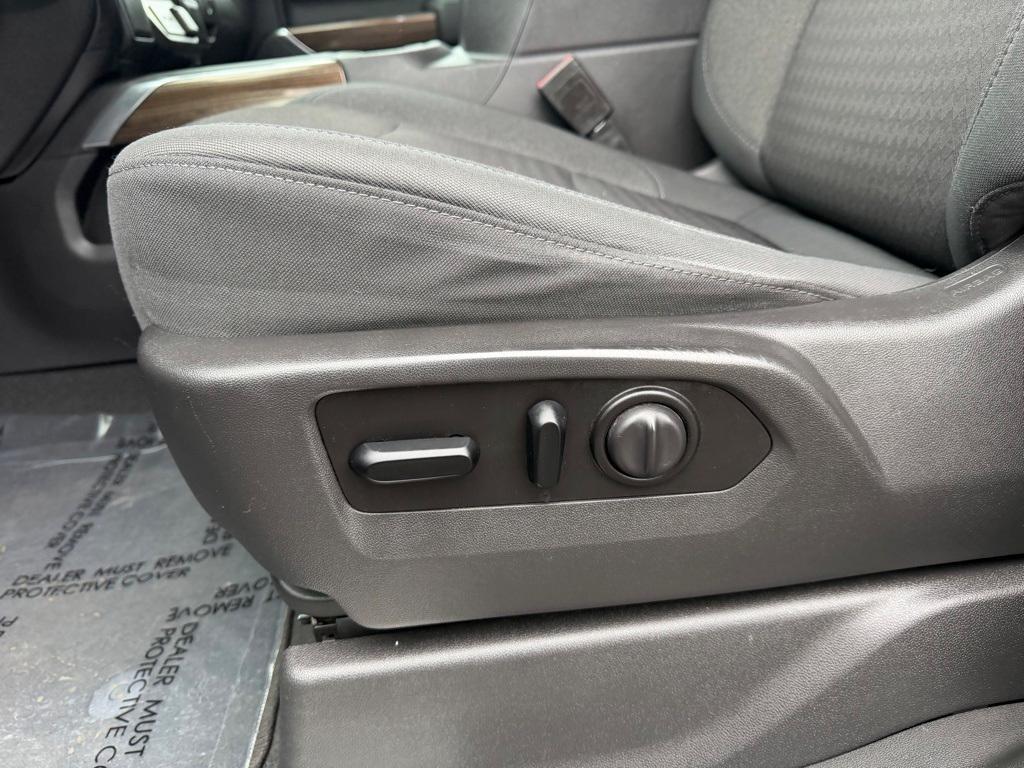 used 2021 Chevrolet Silverado 1500 car, priced at $32,423