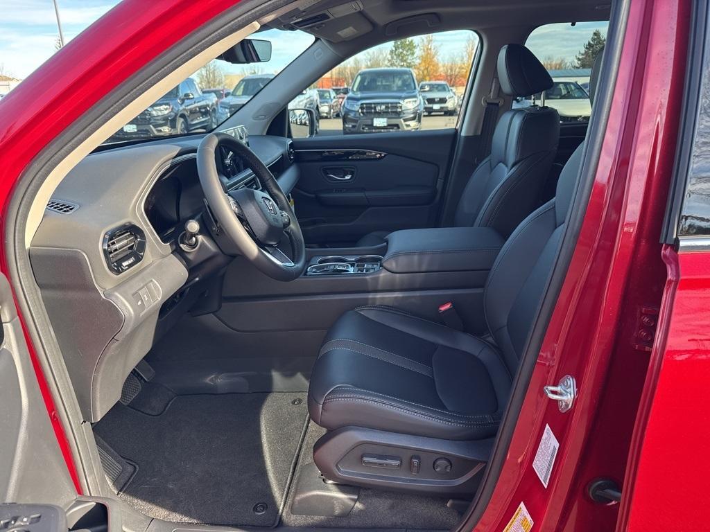 new 2025 Honda Pilot car