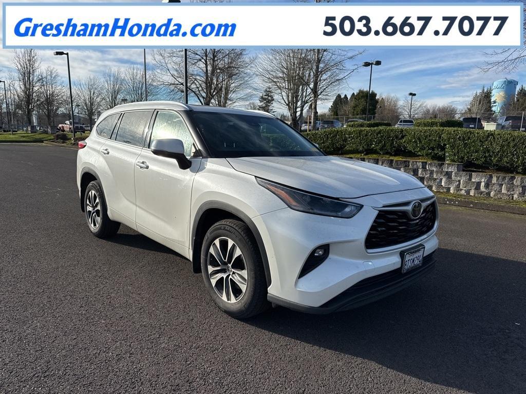 used 2021 Toyota Highlander car, priced at $30,703