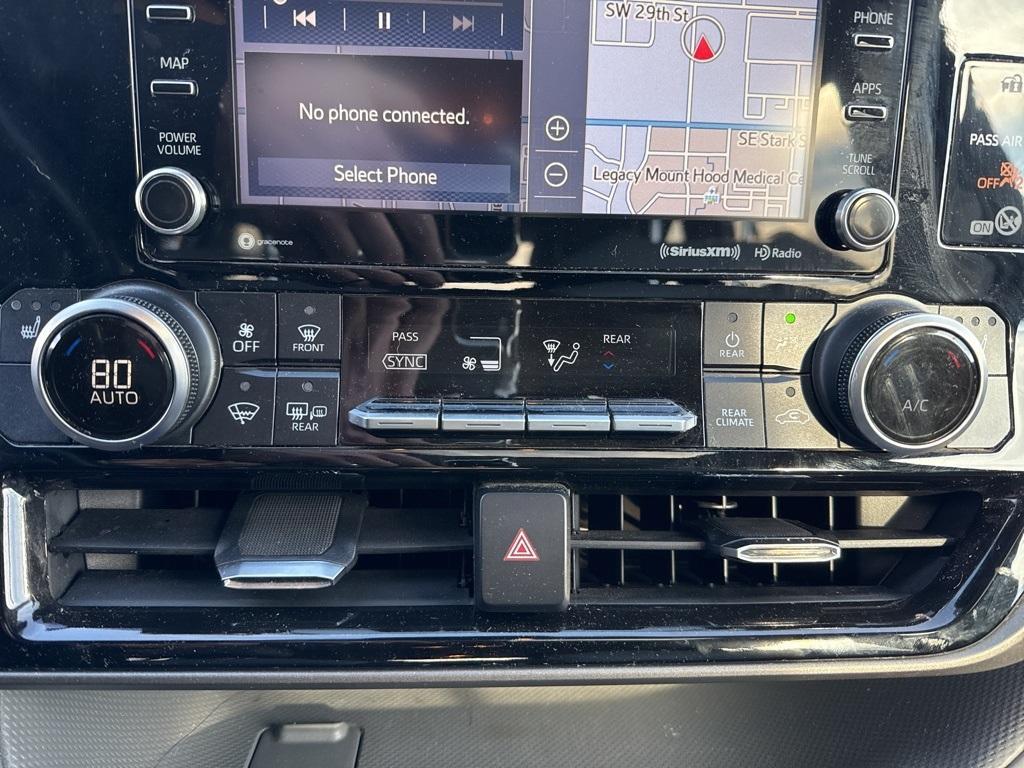 used 2021 Toyota Highlander car, priced at $30,703