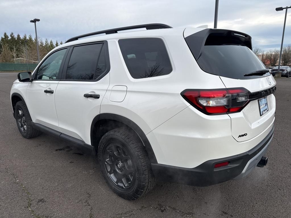 new 2025 Honda Pilot car