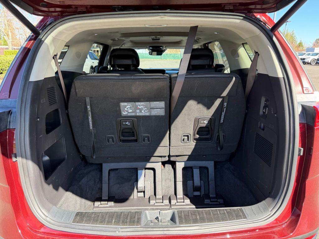 used 2024 Kia Carnival car, priced at $36,963