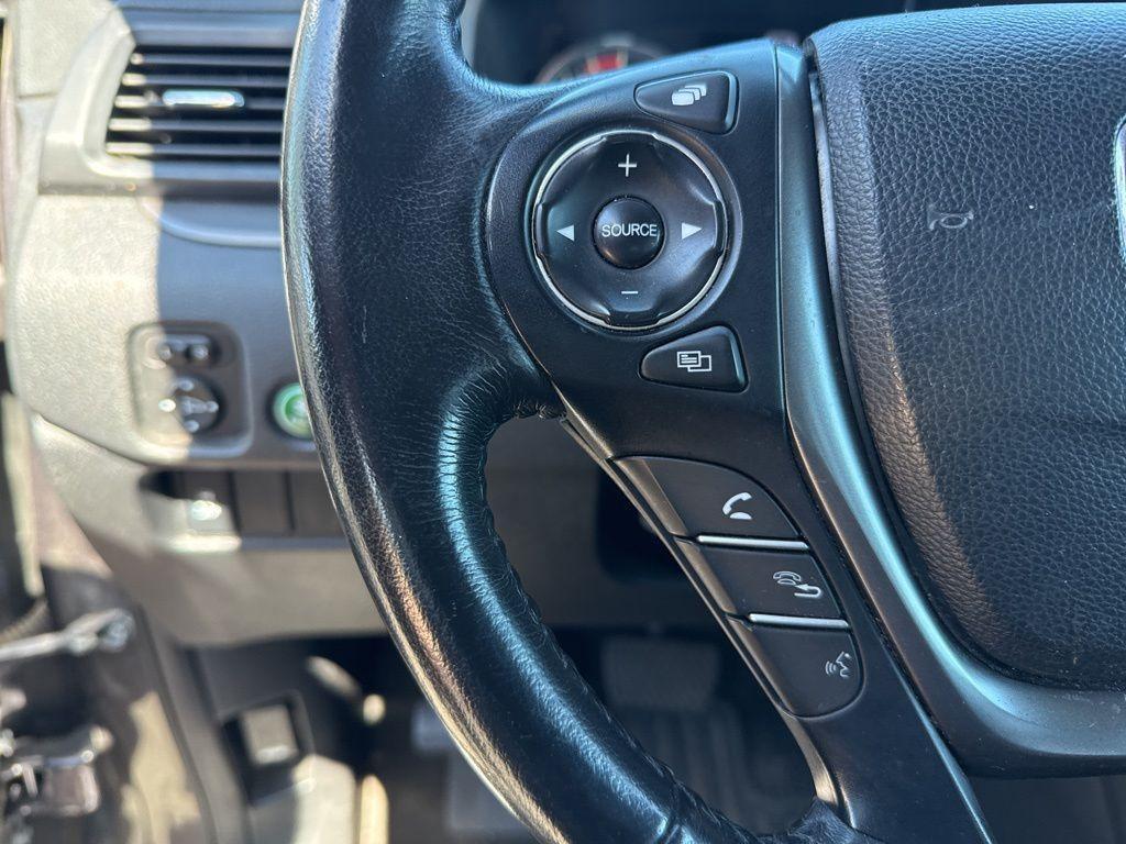 used 2017 Honda Pilot car, priced at $22,722