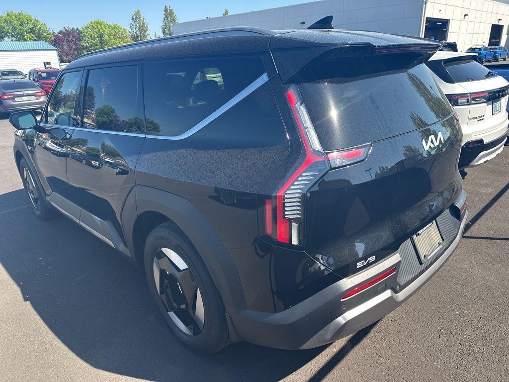 used 2024 Kia EV9 car, priced at $42,924