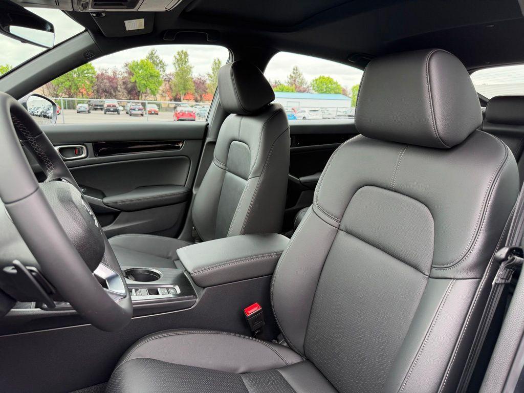 new 2026 Honda Civic Hybrid car
