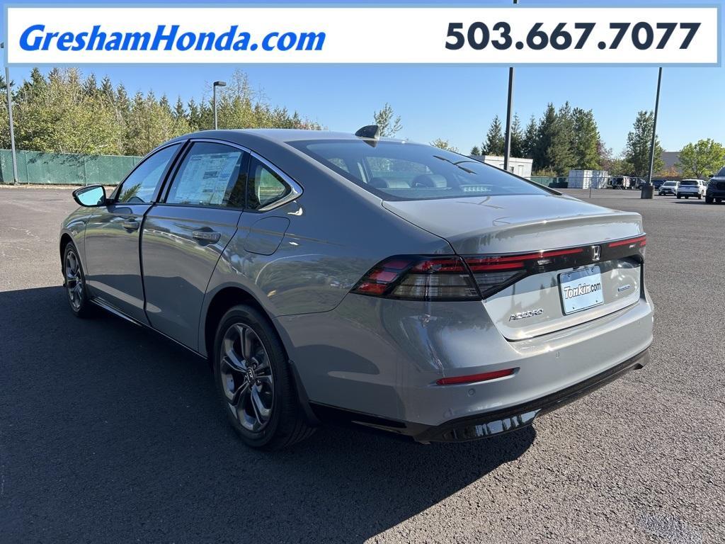 new 2025 Honda Accord Hybrid car