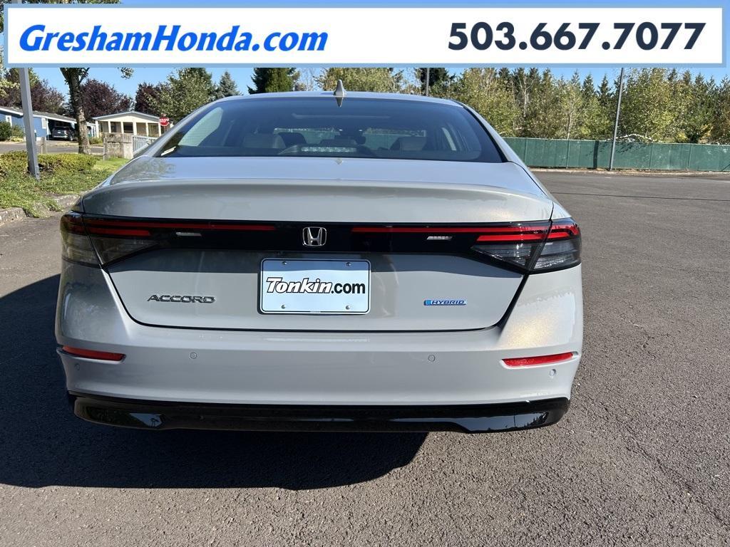 new 2025 Honda Accord Hybrid car