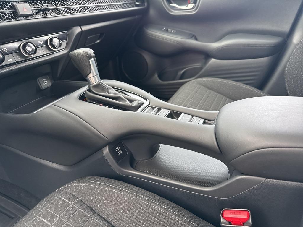 used 2025 Honda HR-V car, priced at $26,262