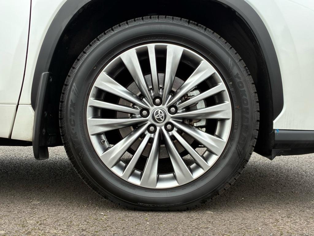 used 2020 Toyota Highlander car, priced at $38,683
