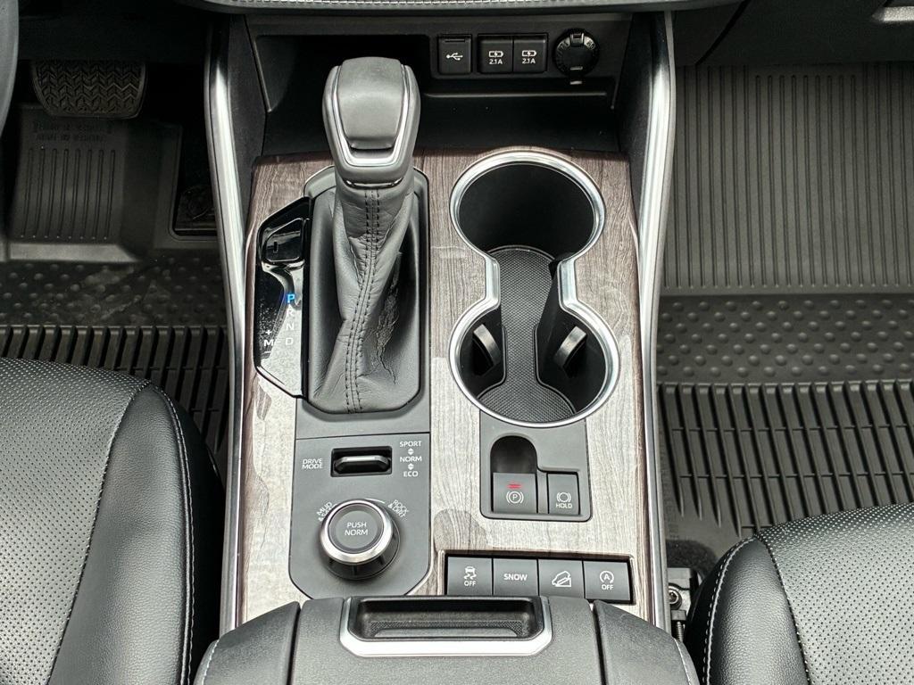 used 2020 Toyota Highlander car, priced at $38,683