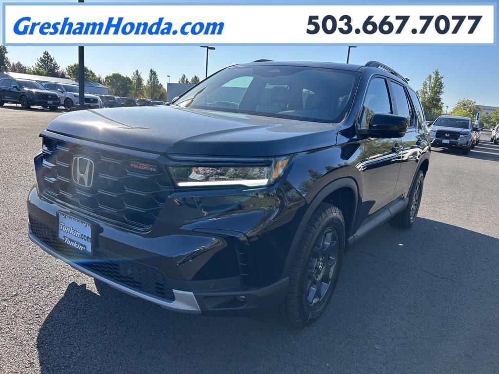 new 2025 Honda Pilot car