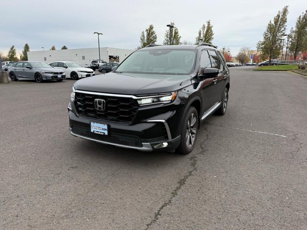 used 2024 Honda Pilot car, priced at $43,534