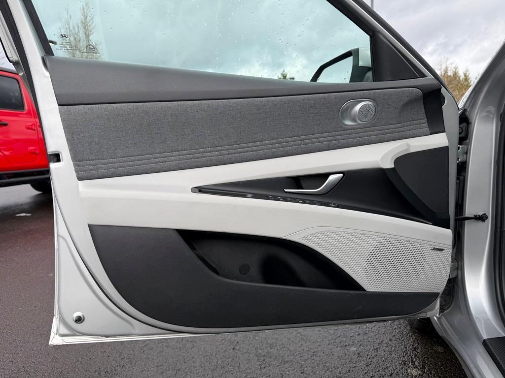 used 2021 Hyundai Elantra car, priced at $18,481