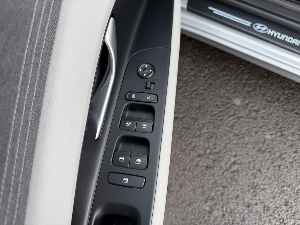 used 2021 Hyundai Elantra car, priced at $18,481