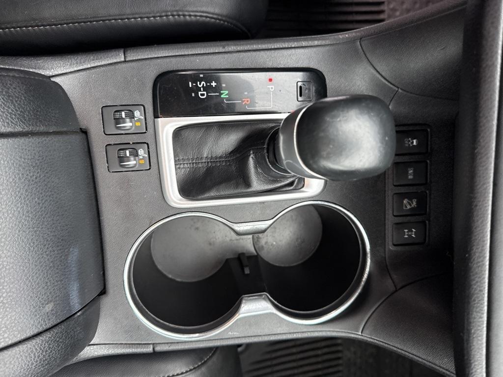 used 2018 Toyota Highlander car, priced at $22,922