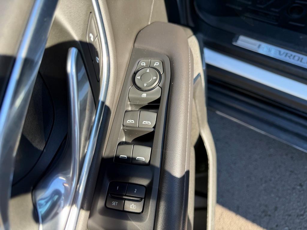 used 2023 Chevrolet Suburban car, priced at $44,544