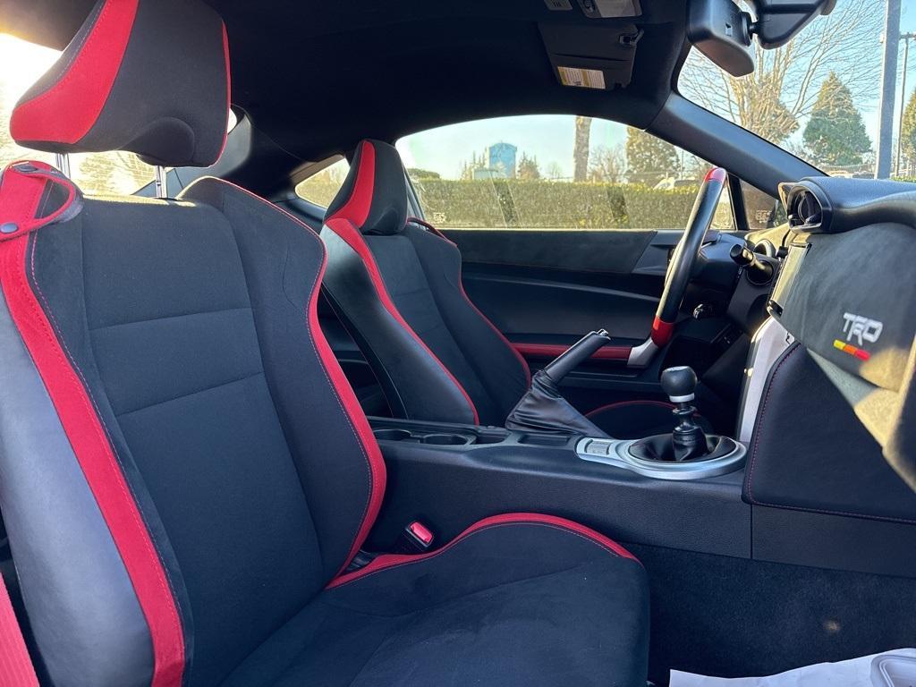 used 2019 Toyota 86 car, priced at $26,762