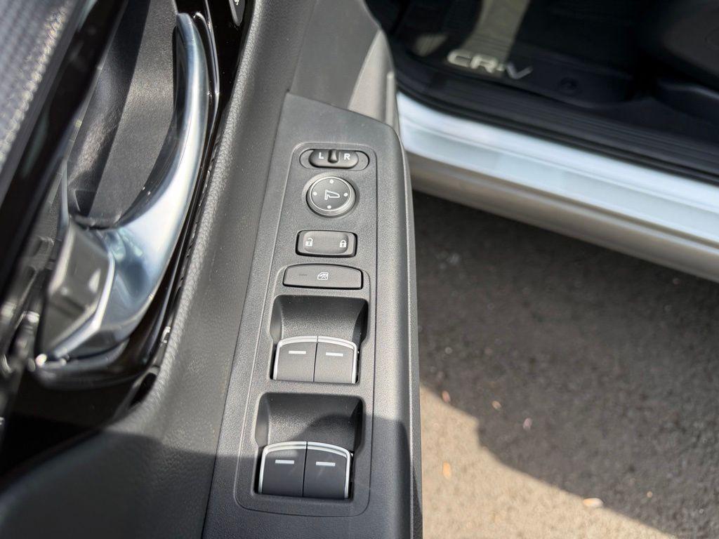 new 2026 Honda CR-V Hybrid car