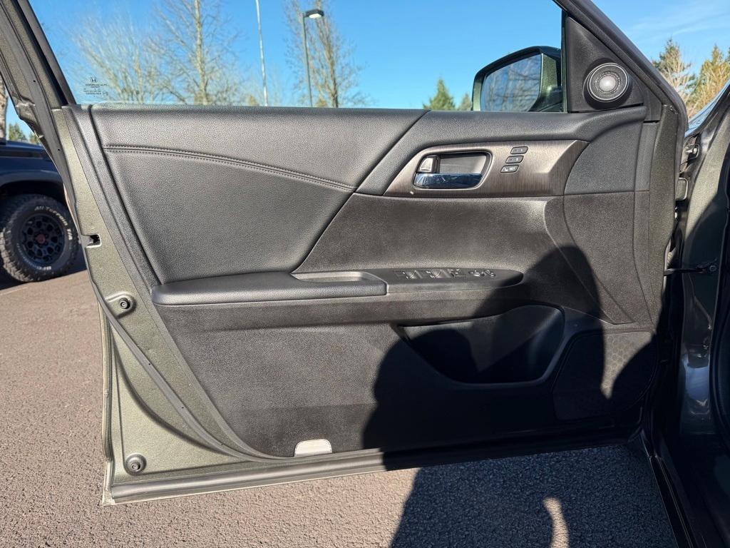 used 2013 Honda Accord car, priced at $9,559