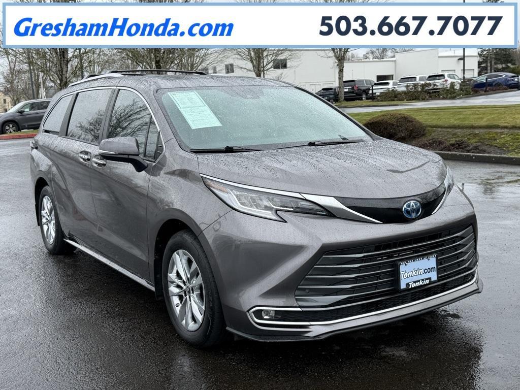 used 2024 Toyota Sienna car, priced at $49,594