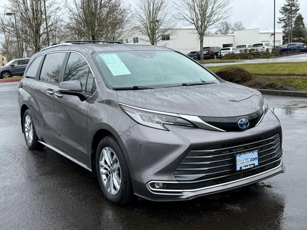 used 2024 Toyota Sienna car, priced at $49,594