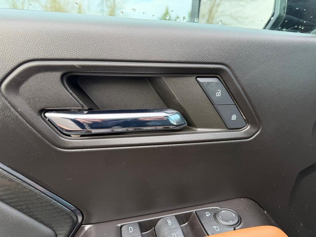 used 2024 GMC Canyon car, priced at $40,604