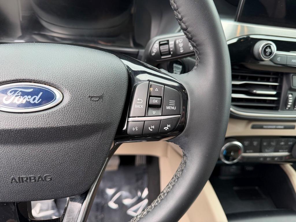 used 2022 Ford Escape car, priced at $22,022