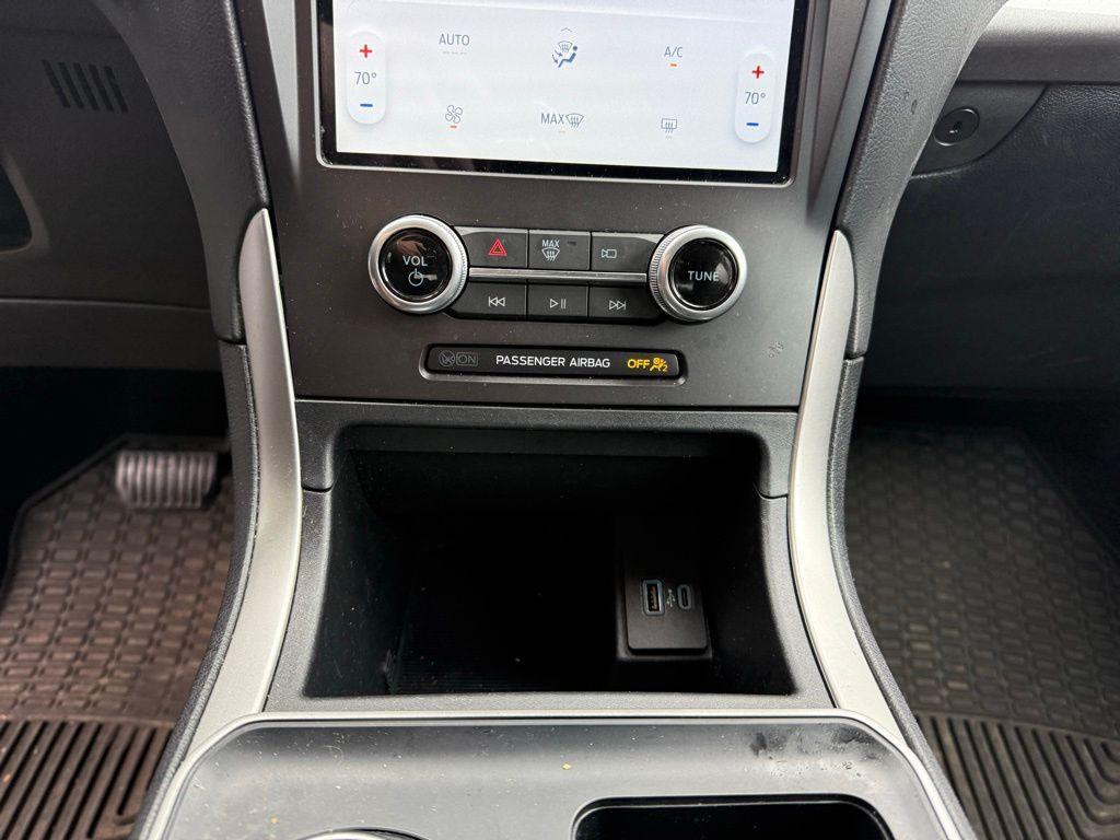 used 2021 Ford Edge car, priced at $17,971