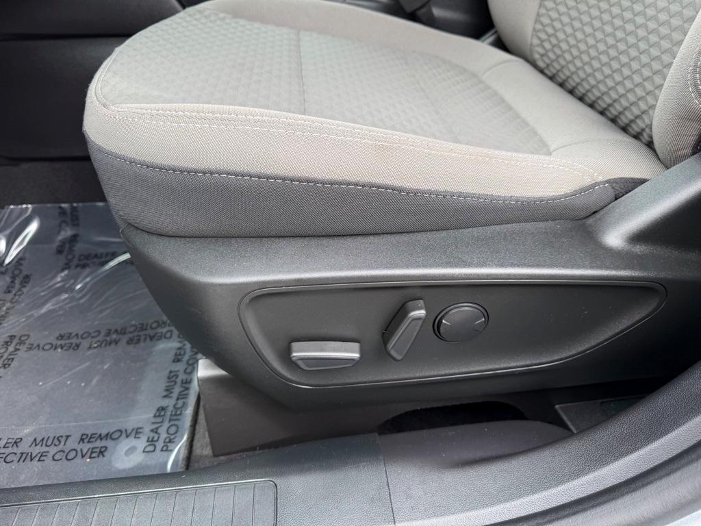 used 2022 Ford Escape car, priced at $21,212