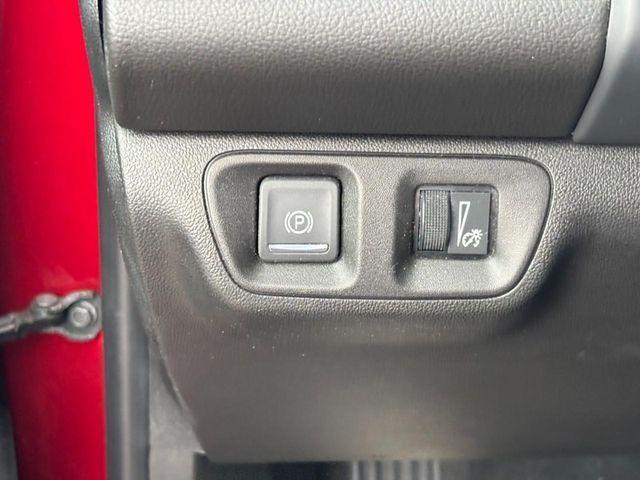 used 2023 GMC Acadia car, priced at $28,112