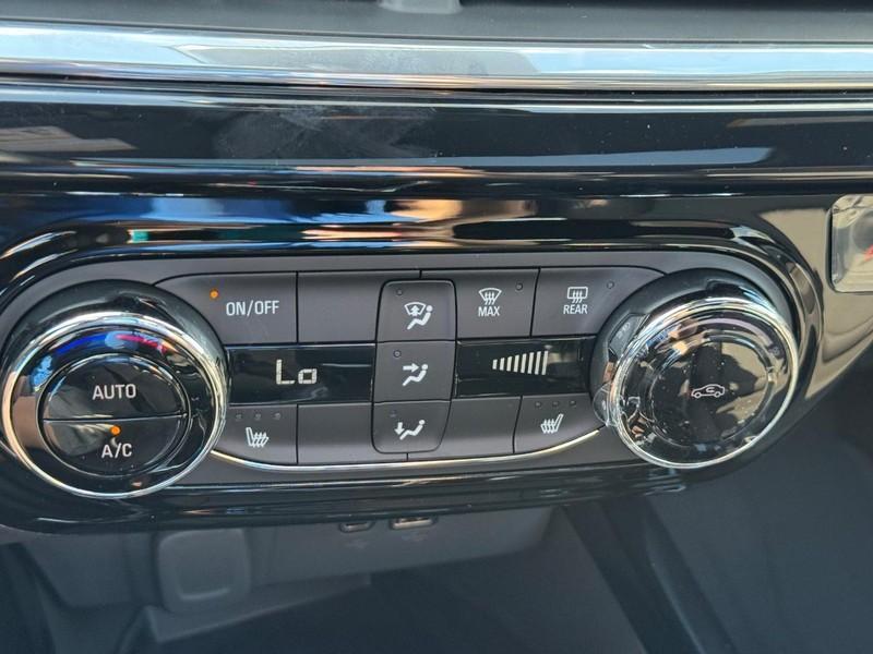 new 2025 Chevrolet Trax car, priced at $26,365