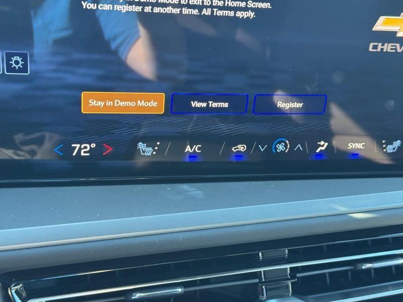 new 2026 Chevrolet Traverse car, priced at $41,415