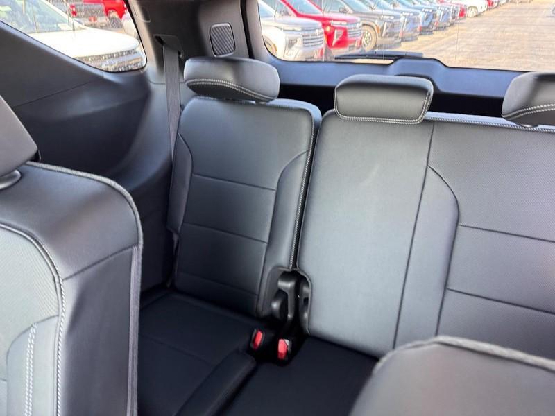 new 2026 Chevrolet Traverse car, priced at $42,065