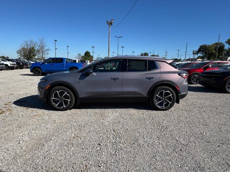 new 2026 Chevrolet Equinox EV car, priced at $34,620