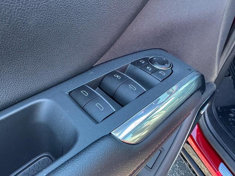 new 2026 Chevrolet Traverse car, priced at $57,305