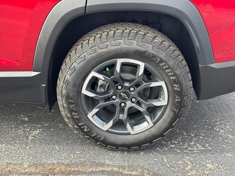 new 2026 Chevrolet Equinox car, priced at $35,355