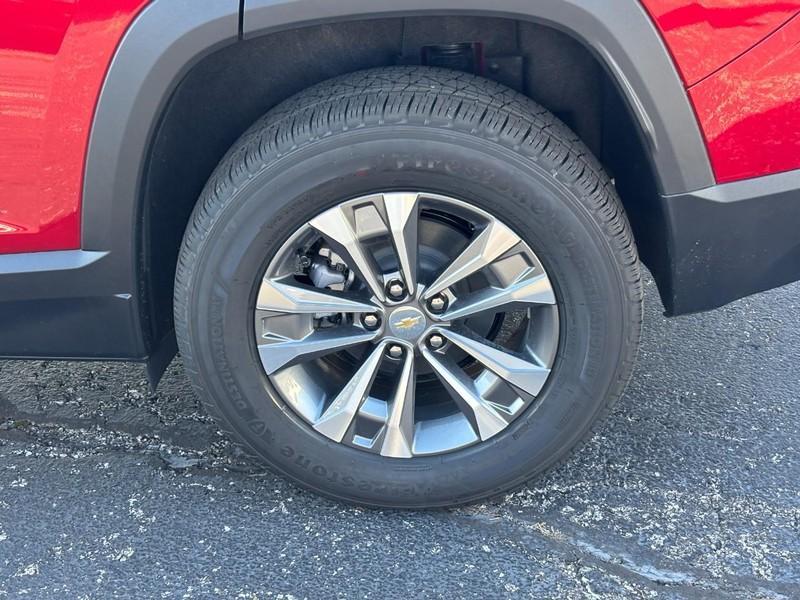 new 2026 Chevrolet Equinox car, priced at $30,115