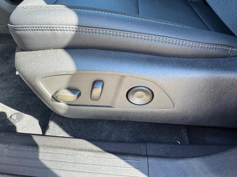 new 2026 Chevrolet Equinox EV car