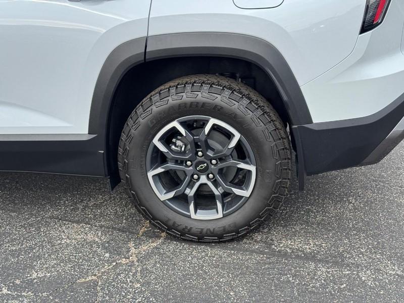 new 2026 Chevrolet Equinox car, priced at $35,675