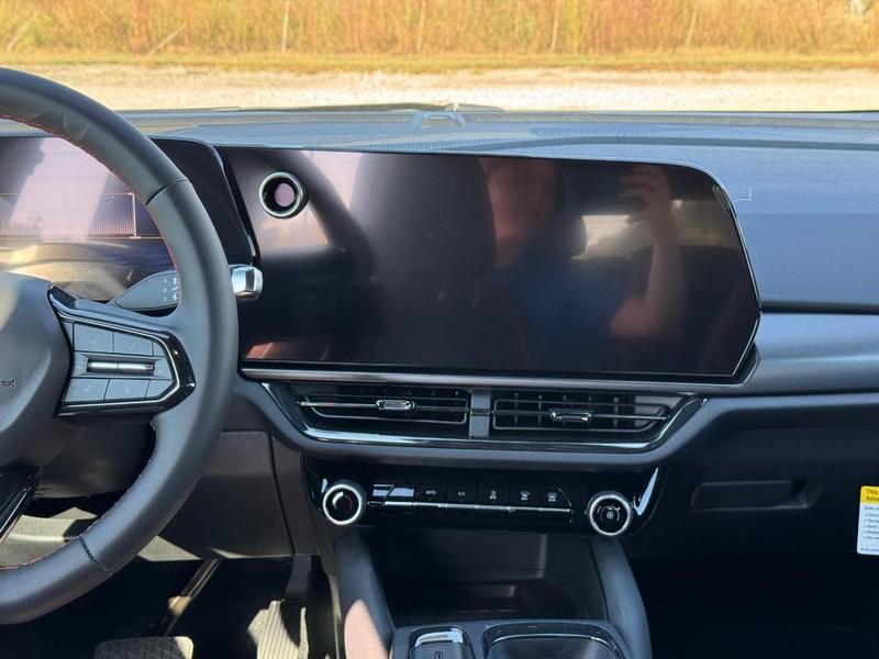 new 2026 Chevrolet Equinox EV car, priced at $33,170